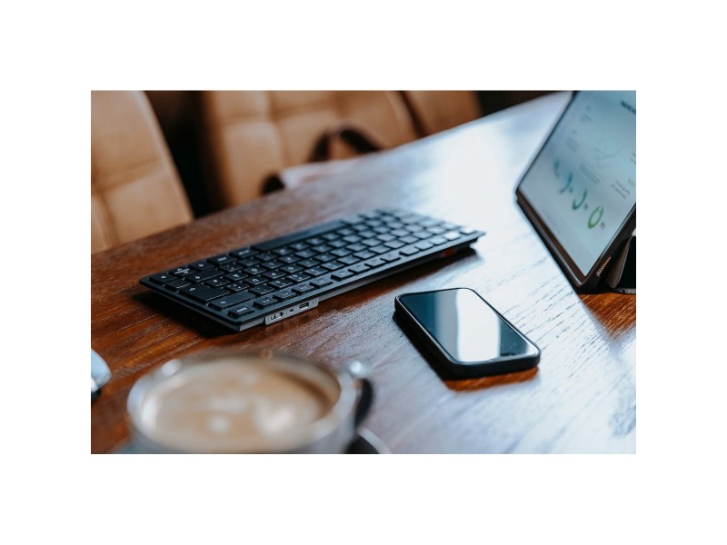Клавиатура Cherry KW 9200 MINI Испанска Qwerty Черен NaN –  BB Клавиатури