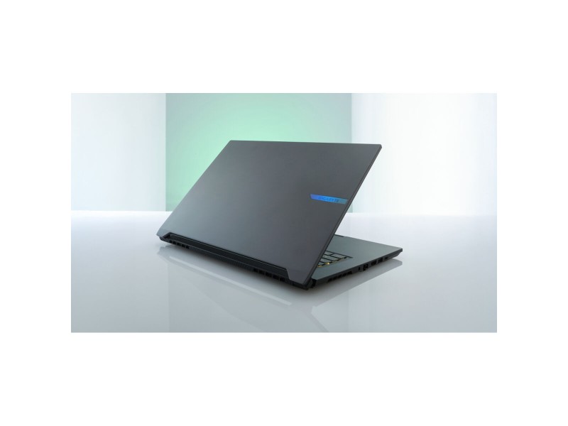 Лаптоп Gigabyte AERO X16 16 16 GB RAM 1 TB SSD geforce rtx 5060 Испанска Qwerty Qwerty португалски език NaN –  BB Лаптопи