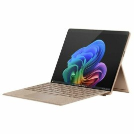 Лаптоп Microsoft ZHY-00052 16 GB RAM 512 GB SSD