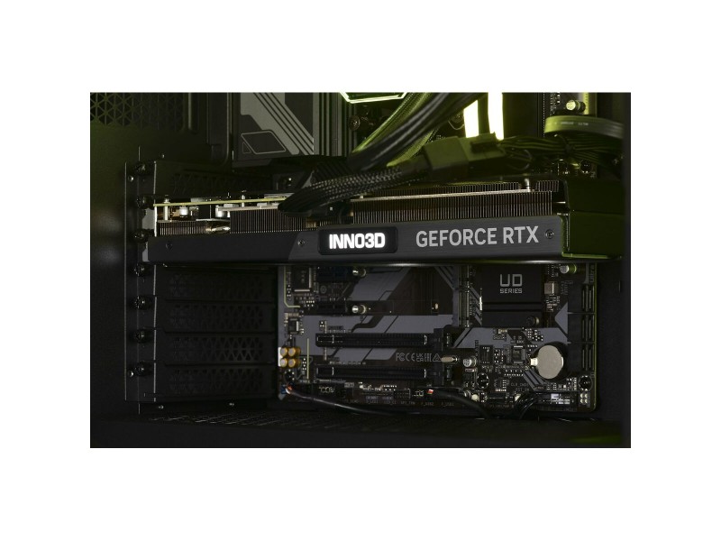 Настолен компютър Actina KOMAAAGIP1479 AMD RADEON RX 7800 XT AMD Ryzen 7 7800X3D 32 GB RAM 2 TB SSD NaN –  BB Кули
