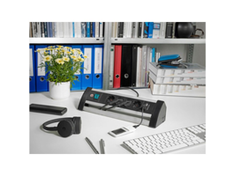 Табло с 4 гнезда с бутон за включване Brennenstuhl Alu-Office-Line 3600 W USB x 2 (1,8 m) NaN –  BB Ленти