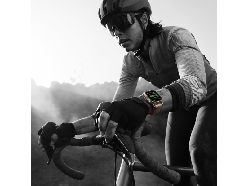 Смарт часовник Apple MRF63FD/A Титанов 49 mm NaN –  BB Умни часовници