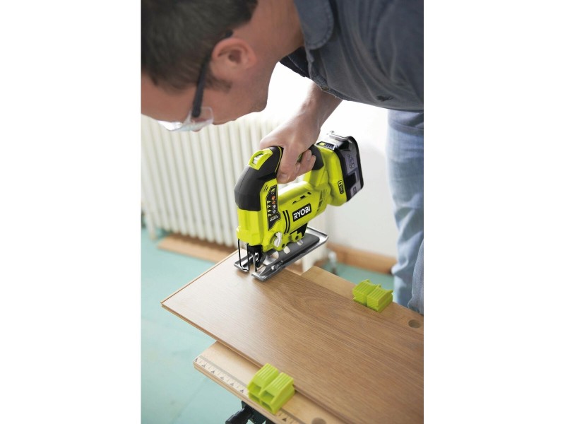 Прободен Трион Ryobi 5133002158 18 V 3000 rpm NaN –  BB Прободен трион
