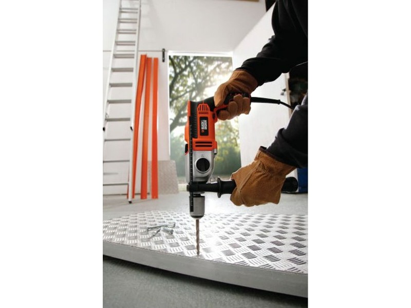 Комплект свредла и аксесоари Black & Decker KR1102K-QS 1100 W 230 V 74 NM NaN –  BB Ударна бормашина