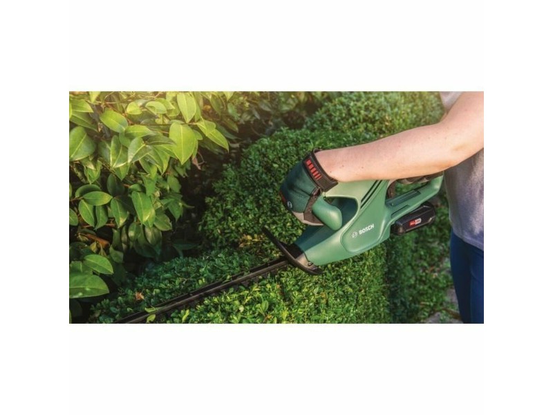Тример за жив плет BOSCH EasyHedge 18 V NaN –  BB Тример за жив плет