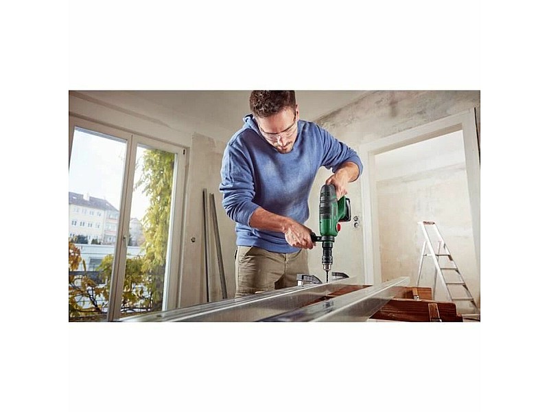 Стрелкаща бормашина BOSCH UniversalHammer 18V 2,5 Ah NaN от | techMAG.bg Стрелкаща бормашина BOSCH UniversalHammer 18V 2,5 Ah NaN – BB Ротационни чукове