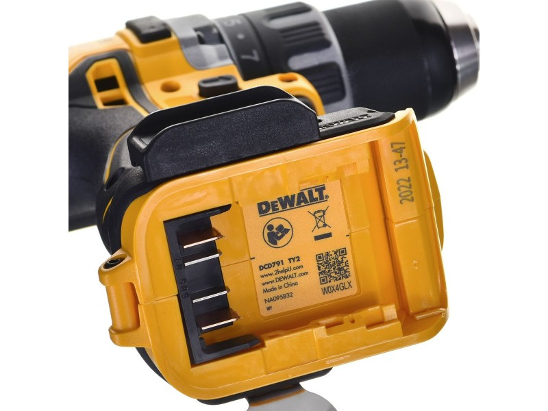 Стрелкаща бормашина Dewalt DCD791P2-QW 18 V 70 Nm 27 nm NaN –  BB Ударна бормашина