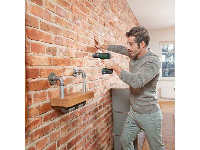 Стрелкаща бормашина BOSCH UniversalImpact 18 18 V 34 Nm NaN –  BB Ударна бормашина