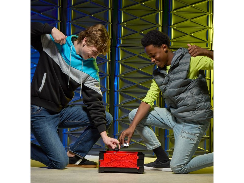 Фигурки на Герои Hasbro Beyblade NaN –  BB Кукли и екшън фигури