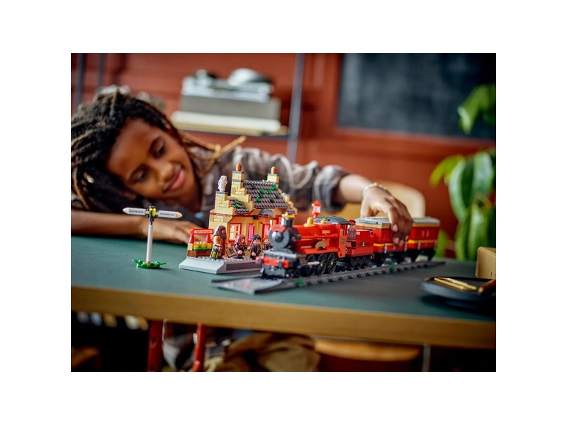 Строителна Игра Lego HARRY POTTER 76423 Hogwarts Express & Hogsmeade Station 1074 Части NaN –  BB Изграждане на игри