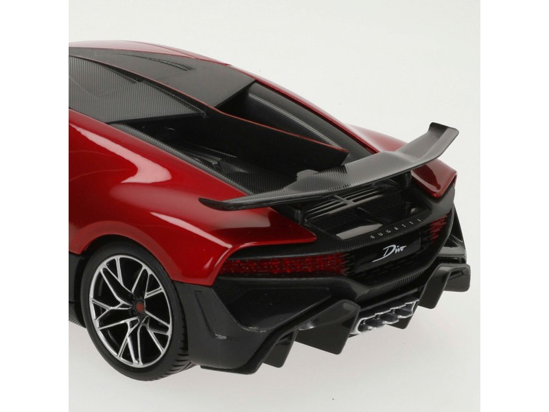 Кола Bburago GT Bugatti Divo 1:18 NaN –  BB Автомобили и състезателни коли