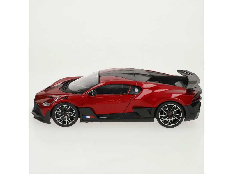 Кола Bburago GT Bugatti Divo 1:18 NaN –  BB Автомобили и състезателни коли