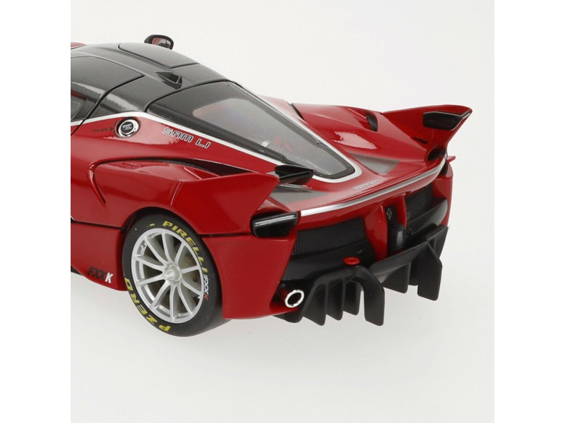 Кола Bburago Ferrari FXX K #88 1:18 NaN –  BB Автомобили и състезателни коли