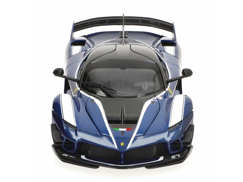 Кола Bburago Ferrari FXX K-EVO #27 BL 1:18 NaN –  BB Автомобили и състезателни коли