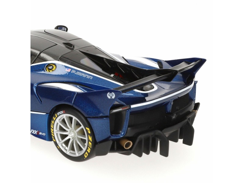 Кола Bburago Ferrari FXX K-EVO #27 BL 1:18 NaN –  BB Автомобили и състезателни коли