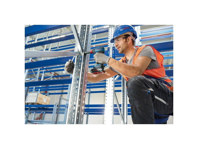 Стрелкаща бормашина BOSCH 18 V NaN –  BB Ударна бормашина