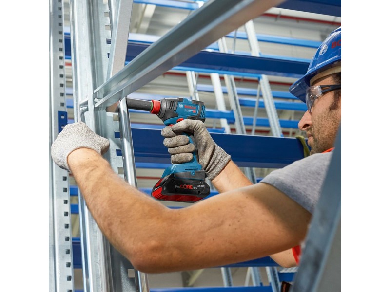 Стрелкаща бормашина BOSCH 18 V NaN –  BB Ударна бормашина