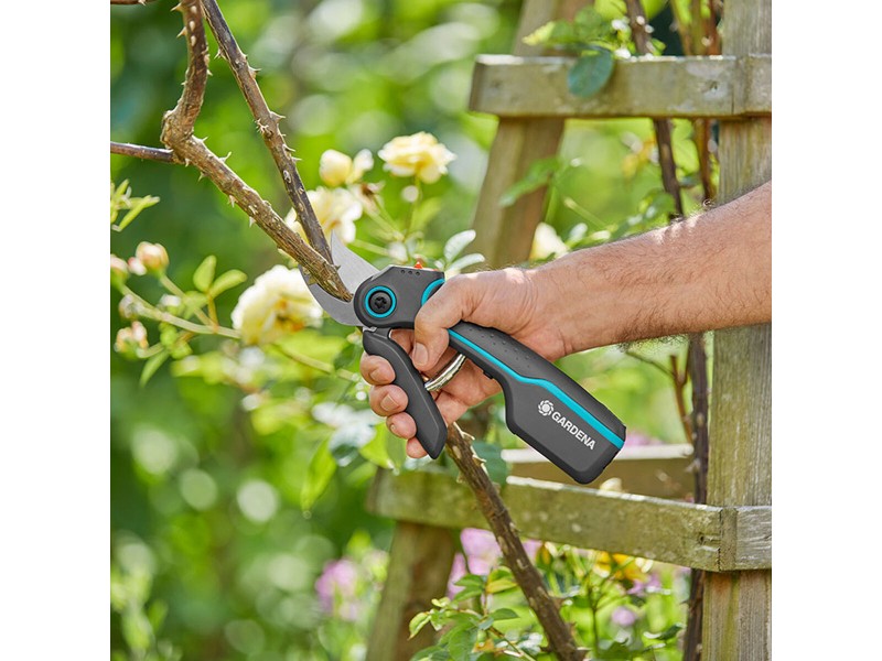 Battery pruning shears Gardena Assistcut 12222-20 Bypass 25 mm NaN –  BB Ножици за подрязване