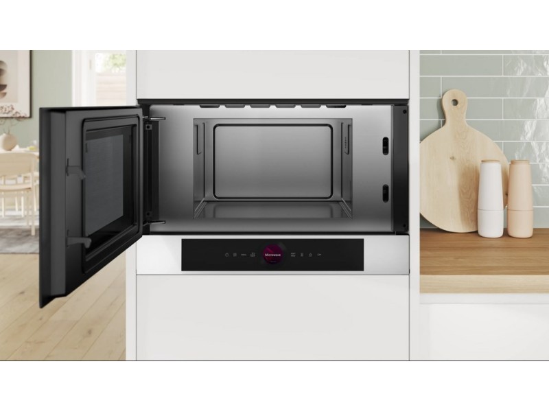 Bosch Serie 8 BFL7221W1 microwave White Solo microwave Built-in 21 L 900 W
