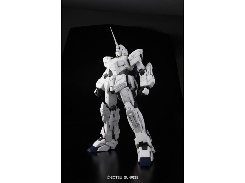 PG 1/60 UNICORN GUNDAM