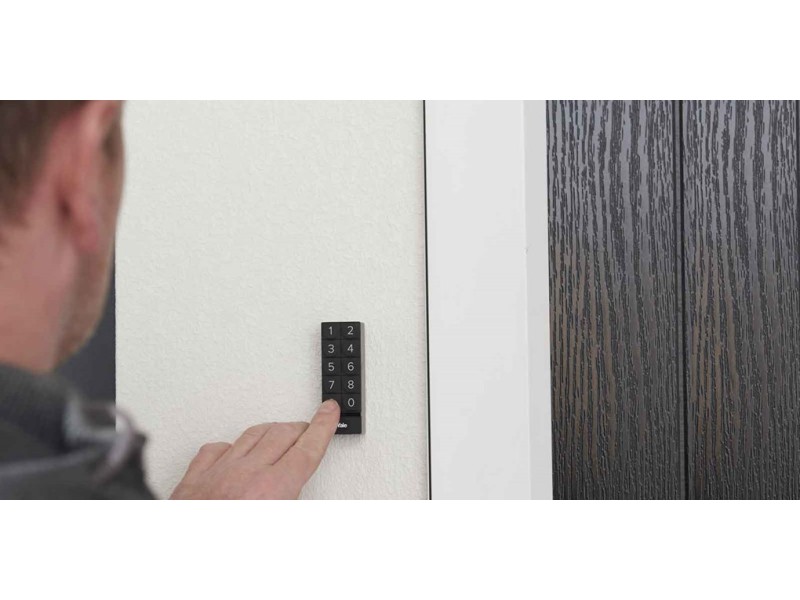 Yale 05/301000/BL numeric keypad Bluetooth Black