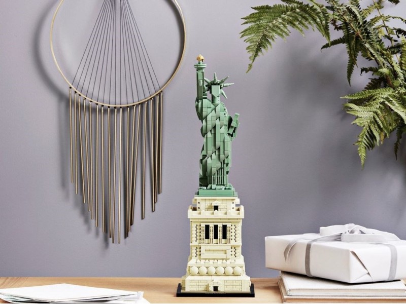 LEGO ARCHITECTURE 21042 STATUE OF LIBERTY