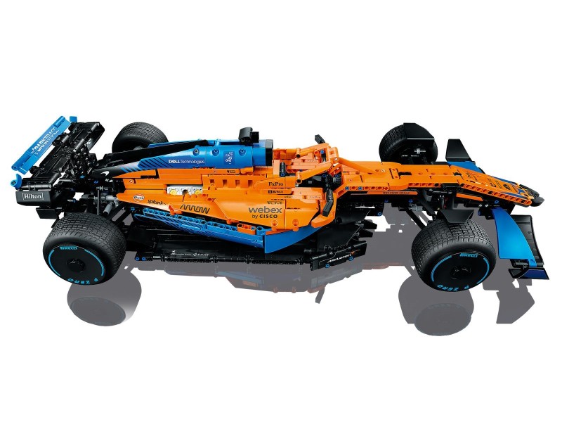 LEGO 42125 Ferrari 488 GTE AF Corse 51