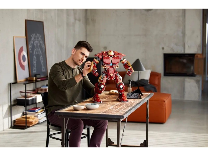 LEGO MARVEL 76210 HULKBUSTER
