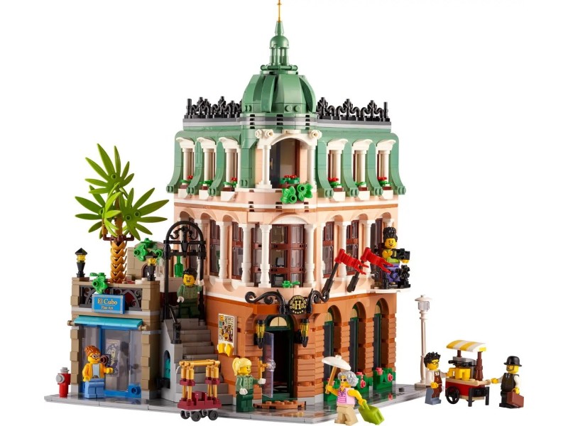 LEGO ICONS 10297 BOUTIQUE HOTEL