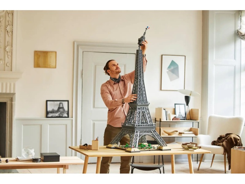 LEGO ICONS 10307 Eiffel Tower