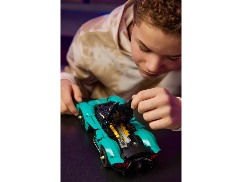 LEGO TECHNIC 42208 Aston Martin Valkyrie