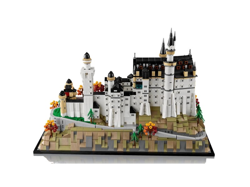 LEGO ARCHITECTURE 21063 Neuschwanstein Castle