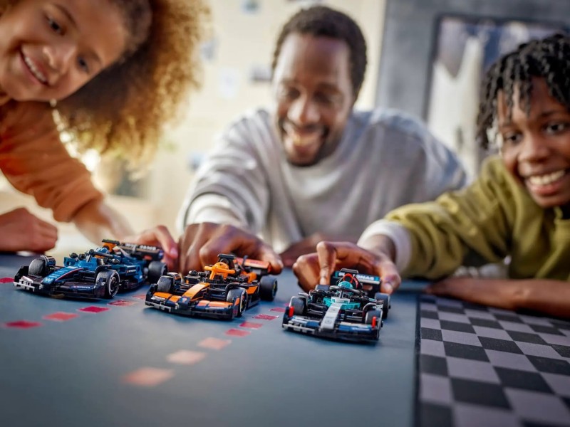 LEGO SPEED CHAMPIONS 77244 Mercedes-AMG F1 W15