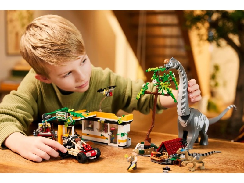 LEGO JURASSIC WORLD 76973 Raptor & Titanosaurus Tracking Mission