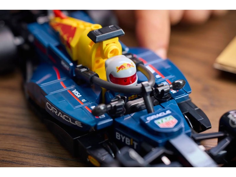 LEGO SPEED CHAMPIONS 77243 Oracle Red Bull Racing RB20 F1 Race Car