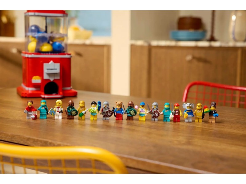 LEGO IDEAS 21358 Minifigure Vending Machine
