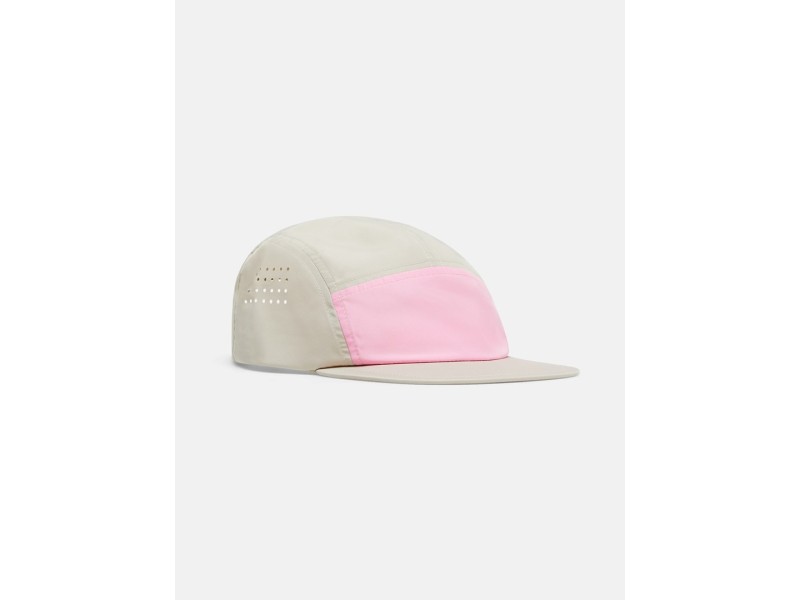 Peak Performance Lightweight beige cap