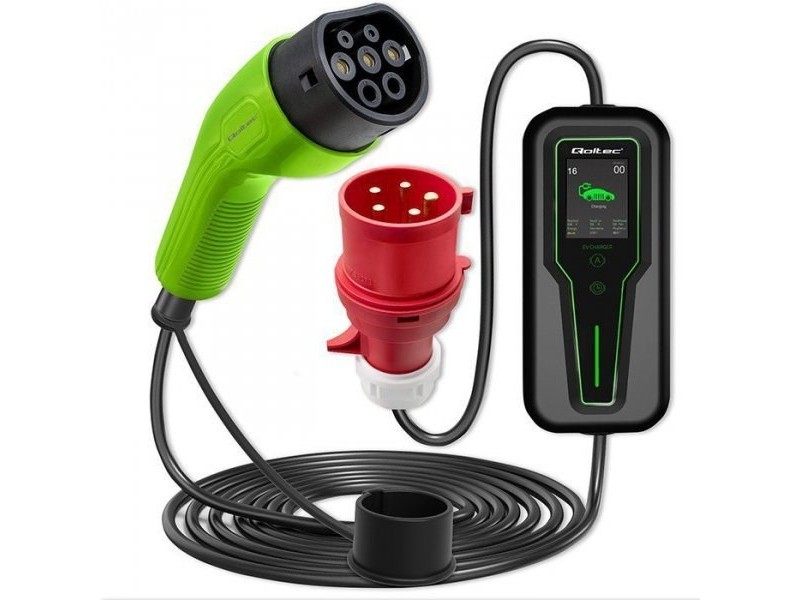Qoltec Mobile charger for electric cars EV with 2-in-1 adjustment Type 2 7kW CEE 32A/5 PIN 230V LCD Portable Wallbox 5m