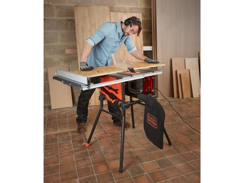 Black & Decker BES720-QS table saw 4800 RPM