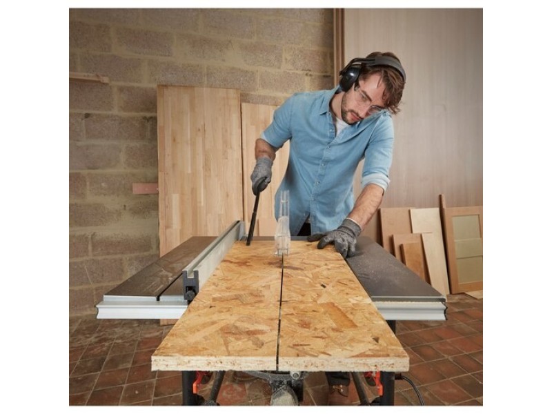 Black & Decker BES720-QS table saw 4800 RPM
