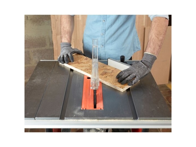 Black & Decker BES720-QS table saw 4800 RPM