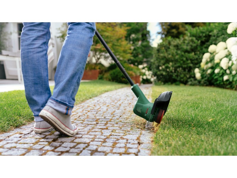 Bosch EasyGrassCut 18V-26 26 cm Battery Black, Green
