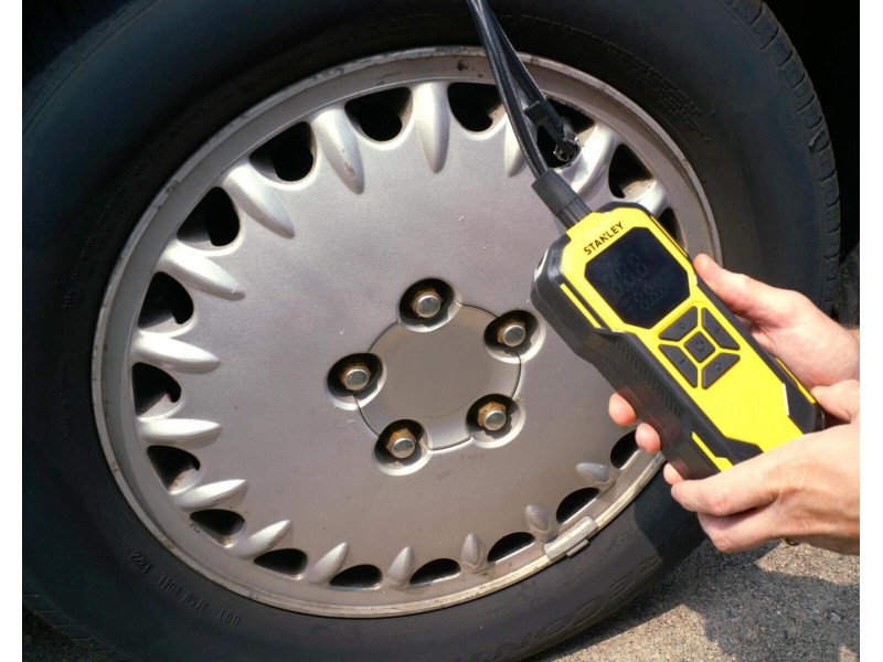 Rechargeable compressor 12V SXIF0101 STANLEY