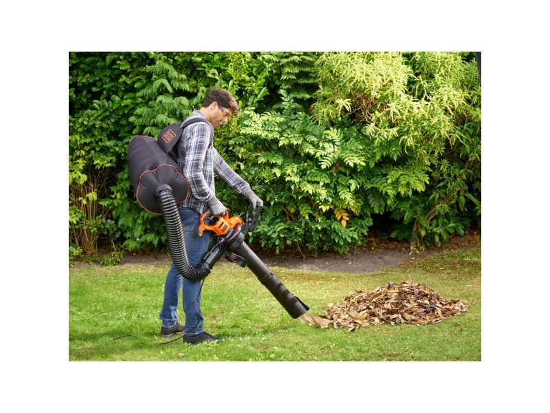 Black & Decker BEBLV301-QS leaf blower 3000 W