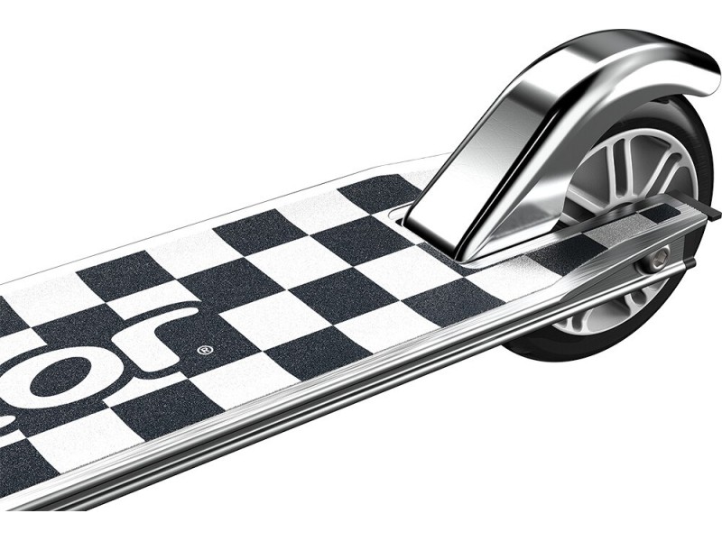 KICK SCOOTER Razor Model A Checked Out